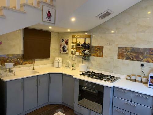 Chalet And Villa Velia
