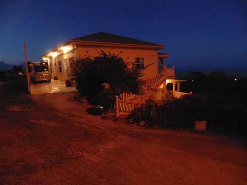 Piton Vista Villa