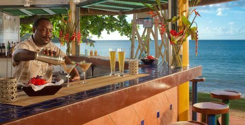 Hotel Sandals Halcyon Beach All Inclusive - Couples Only