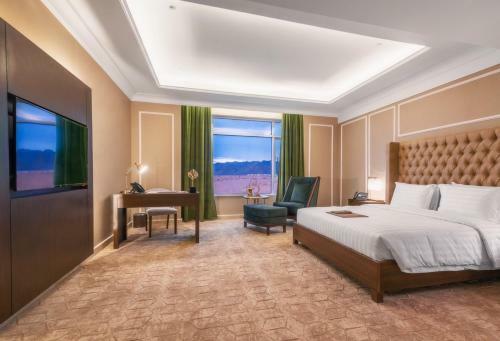 ???? ????? ?????suknai Royal Hotel