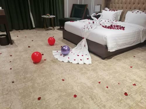 ???? ????? ?????suknai Royal Hotel