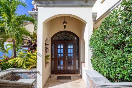 Villa A+ Location-breathtaking View-1st Time Avail
