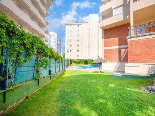 Nice Apartment In Catalu�a On The Mediterranean