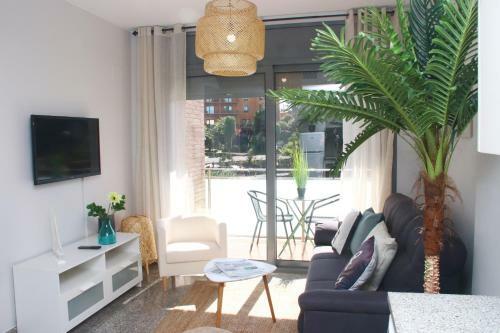 Apartamentos Beach&pool, 365 Days Open In Fenals Beach