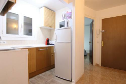 Apartment With Balcony Close To The Beach