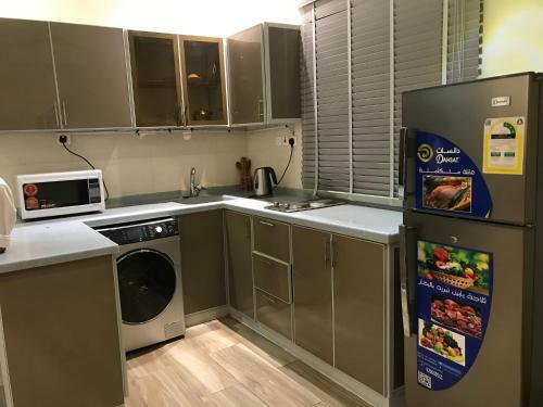 Al Rawda Jewel Apartment Hotel