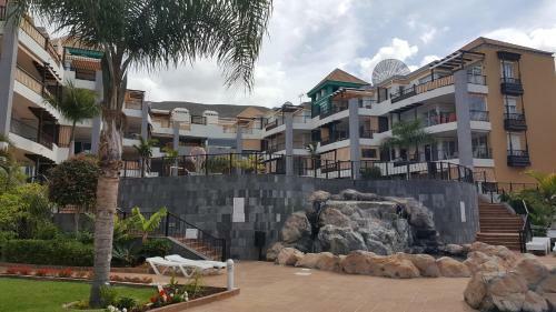 Luxurious Townhouse In Los Cristianos