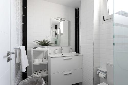 Almar Apartment In Los Cristianos With AC
