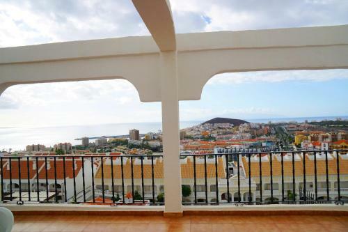 2-bedroom 4-star Apartment In Los Christianos