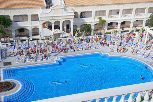 2-bedroom 4-star Apartment In Los Christianos