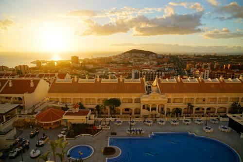 2-bedroom 4-star Apartment In Los Christianos