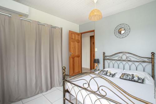 Villa Tracee / Sleep In World