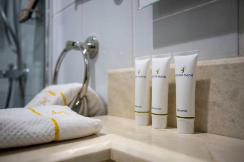 Golden Bujari Hotel-kyan ????? ?????? ???????