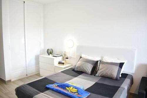 Cosmocom Apartments In Tenerife