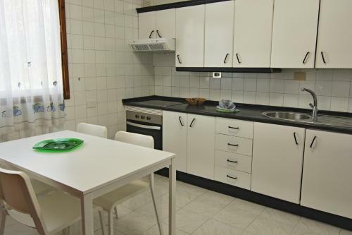 Apartamento Casa Annie, Con Jard�n Y Cerca La Playa