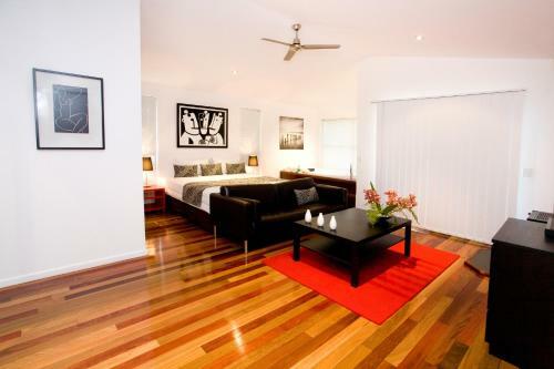 Hotel Amore On Buderim Rainforest Cabins