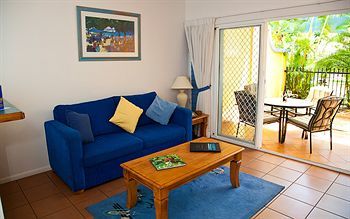Aparthotel The York Beachfront Holiday Apartments