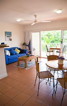 Aparthotel The York Beachfront Holiday Apartments