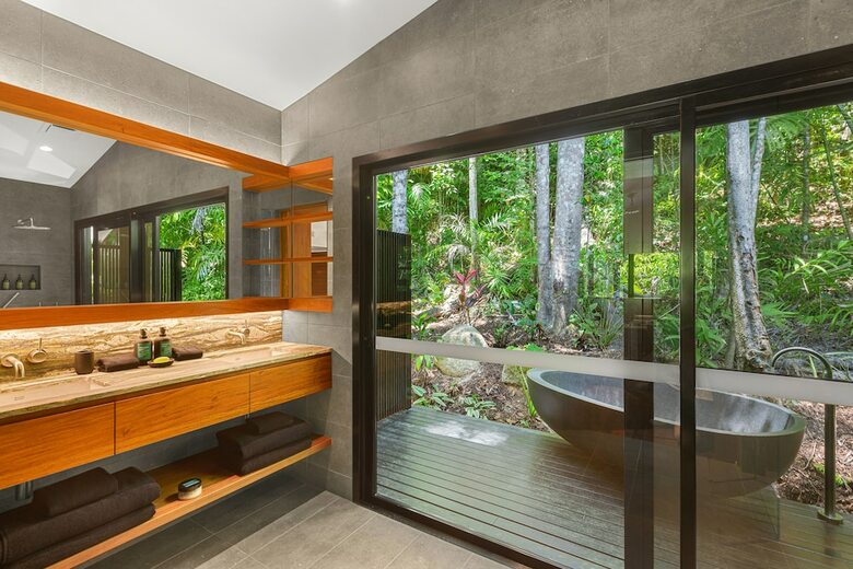 Silky Oaks Lodge