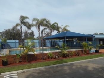 Two Shores Holiday Village