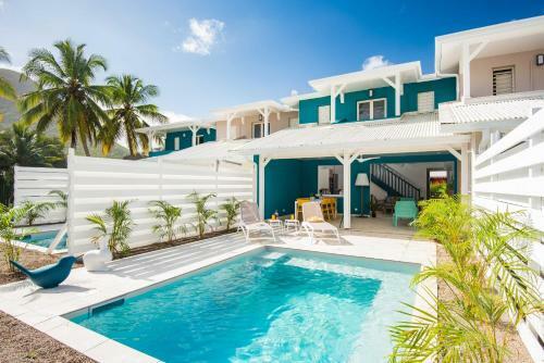 Villas Rock & Beach
