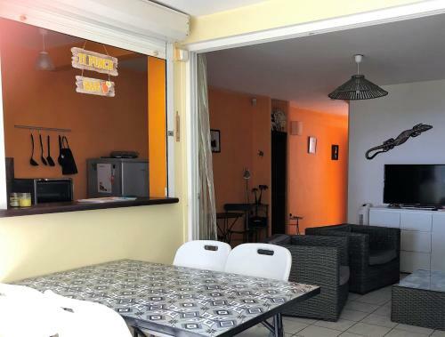 Apartamento Charmant T2 � 5 Mn de La Superbe Plage Du Diamant