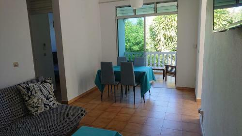 Bas de Villa 80m2 En Toute Intimit� � 500 Metres de La Plage