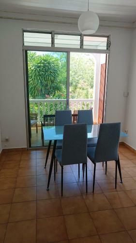 Bas de Villa 80m2 En Toute Intimit� � 500 Metres de La Plage