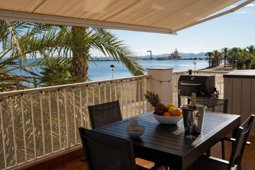 Fantastic, Front Line, Penthouse Apartment With Amazing Views