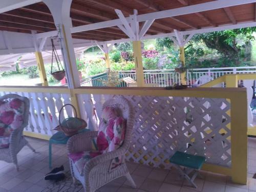 Superbe Bungalow De 3 Cac Entre Plage Et Montagne!