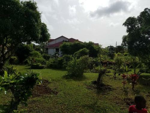 Superbe Bungalow De 3 Cac Entre Plage Et Montagne!
