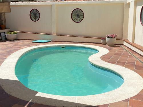 Magnifico Chalet Con Piscina !!!