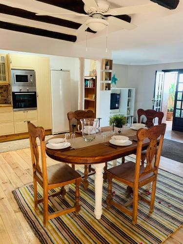 Immaculate 3-bed House With A Sea View In Macher