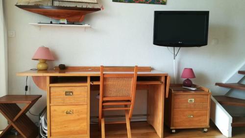 Apartamento Marina De Saint-fran�ois: Studio Avec Piscines