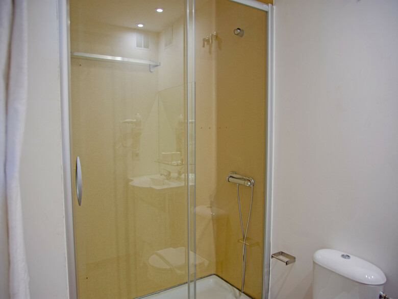 Apartamentos Santander Malia�o Suites 3000