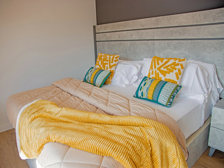 Apartamentos Santander Malia�o Suites 3000
