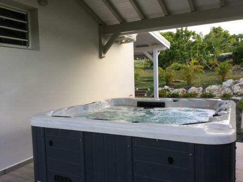 Villa May?irys Avec Jacuzzi Pour 5 Pers Proche Centre Ville
