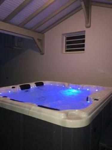 Villa May?irys Avec Jacuzzi Pour 5 Pers Proche Centre Ville