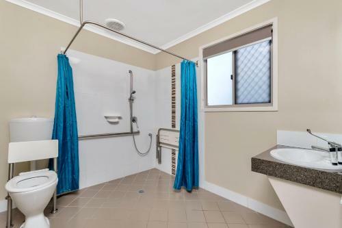 Big4 Airlie Cove Resort & Caravan Park