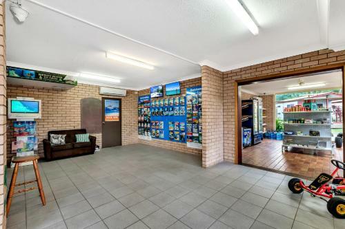 Big4 Airlie Cove Resort & Caravan Park