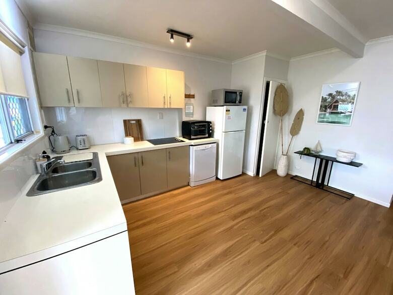 Aparthotel Airlie Apartments