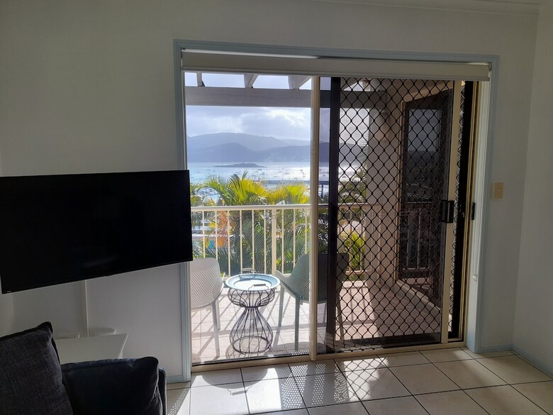 Aparthotel Airlie Apartments