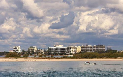 Aparthotel Riviere On Golden Beach