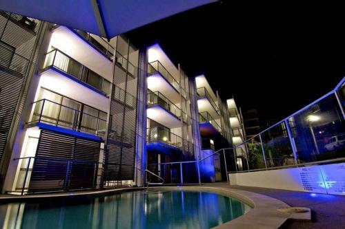 Aparthotel Merrima Court Holidays