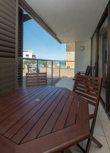 Aparthotel Merrima Court Holidays