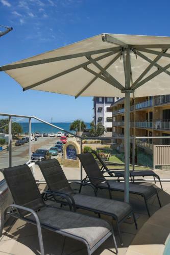Aparthotel Merrima Court Holidays