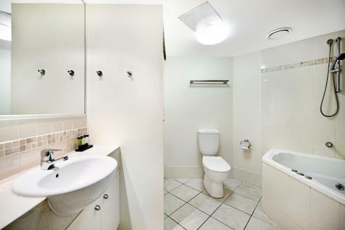 Hotel Shearwater Resort