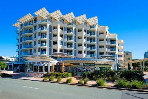 Hotel Shearwater Resort