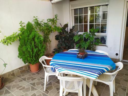 Tu Casa En Granada, Ideal Familias