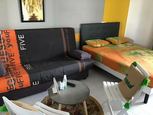 Apartamento Tico Hollydays Beach